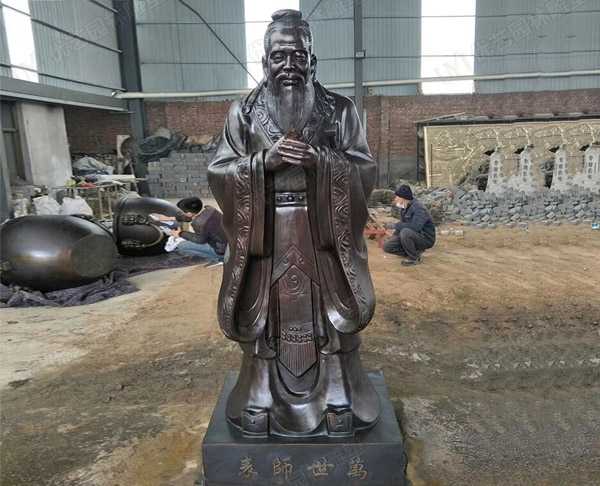 玻璃鋼雕塑制作出仿銅雕塑效果的步驟是什么呢？